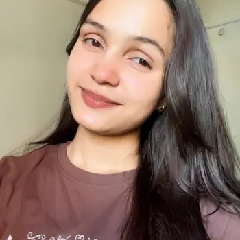Khushi Singh Tutor From BBD  Lucknow