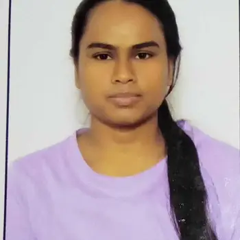 Alka chandra home tutor From Aliganj Lucknow