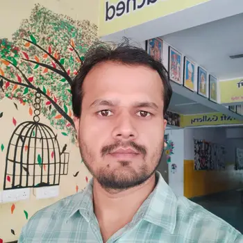 Abhishek jha Tutor From Jankipuram Lucknow