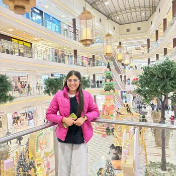 Vani Singh  Tutor From Aliganj Lucknow