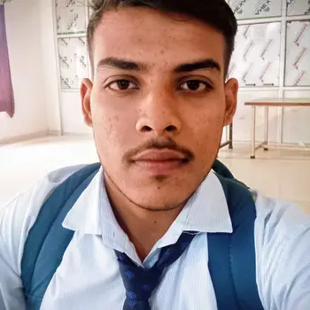 Aditya Rajpoot Maths Home Tutor in Manak Nagar Lucknow with 1 Years Experience