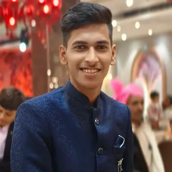 Saurabh Tripathi Tutor From BBD  Lucknow