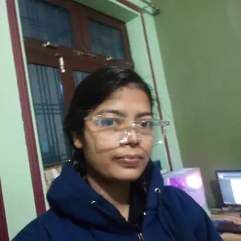 Mahima Pathak Tutor From Kalyanpur Lucknow