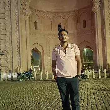 Satyam Dixit  Tutor From Aliganj Lucknow