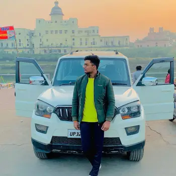 Sadeeq hasan Maths Home Tutor in Aishbagh Lucknow with 2 Years Experience