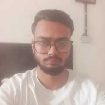 Suyash Bajpai  Tutor From Munshi puliya Lucknow