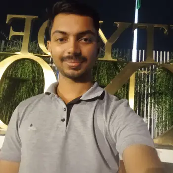 Utkarsh singh Tutor From Daliganj Lucknow