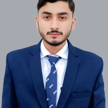 Aditya singh Tutor From Gomti Nagar Lucknow