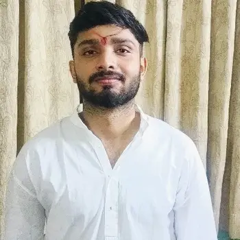 Harsh singh Maths Home Tutor in Ahmamau Lucknow with 3 Years Experience