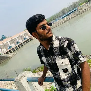 Aditya Yadav Maths Home Tutor in Rajajipuram Lucknow with 2 Years Experience