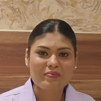Shweta singh Maths Home Tutor in Aliganj Lucknow with 9 Years Experience