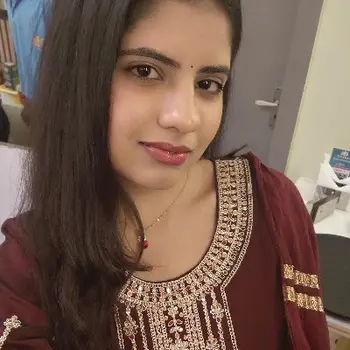 Shreya Dixit English Home Tutor in Gomti Nagar Lucknow with 1 Years Experience