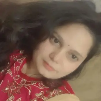 Salma Maths Home Tutor in Aliganj Lucknow with 4 Years Experience