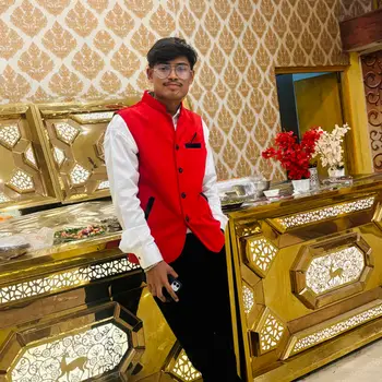 Mihir  Tutor From Aliganj Lucknow