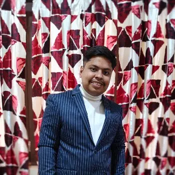 Krishna Tiwari Maths Home Tutor in Daliganj Lucknow with 2 Years Experience