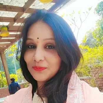 Sumita Gautam Geography Home Tutor in Gomti Nagar Lucknow with 7 Years Experience