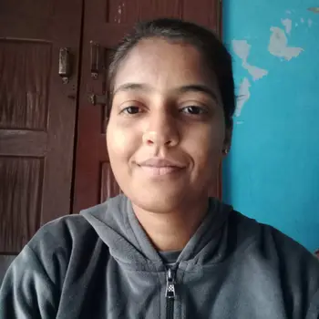Laxmi Sen Maths Home Tutor in Aliganj Lucknow with 2 Years Experience