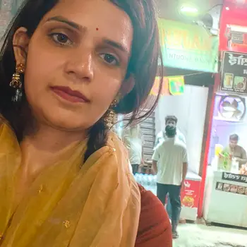 vidhya varma Maths Home Tutor in Indira Nagar Lucknow with 12 Years Experience