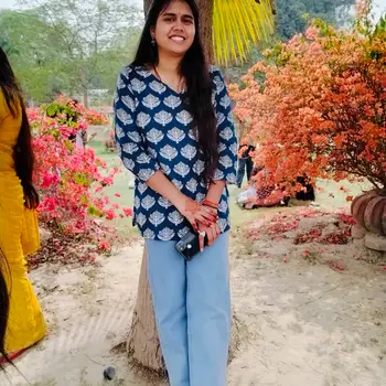 Vedika  Tutor From Shakti Nagar Lucknow