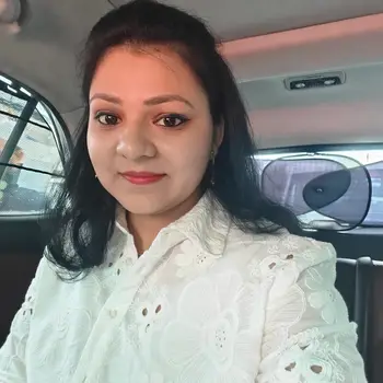 Pragati Mclean  Tutor From Aliganj Lucknow