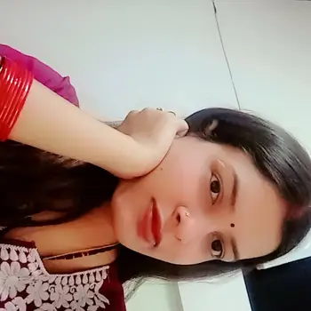 Harshita trivedi Tutor From  Shivpuri Colony Lucknow