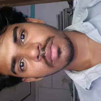 Himanshu pal English Home Tutor in Chinhat Lucknow with 2 Years Experience