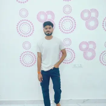 Puneet Sharma  Tutor From Alambagh Lucknow