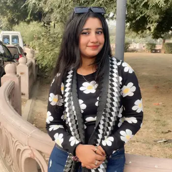 Isha sahu  Tutor From Daliganj Lucknow