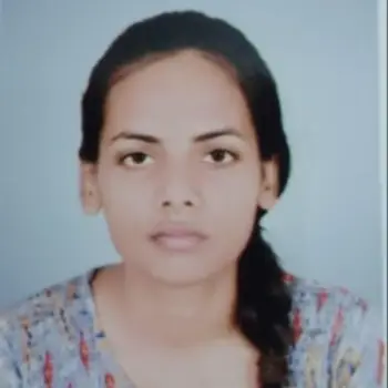 Shashi Chaudhary Maths Home Tutor in Aliganj Lucknow with 3 Years Experience