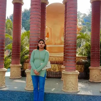 Nainsi Singh  Tutor From Indira Nagar Lucknow