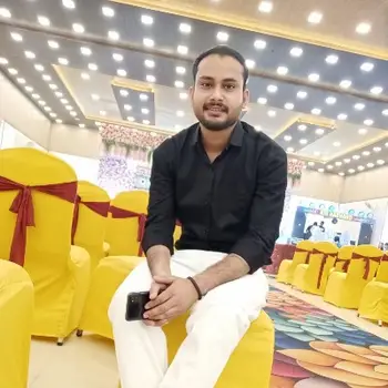 Sujeet Kumar Maths Home Tutor in Aliganj Lucknow with 4 Years Experience
