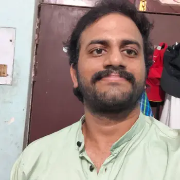 Akarsh Chaturvedi Maths Home Tutor in Hussainganj Lucknow with 1 Years Experience