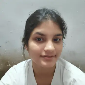 Akriti Awasthi Tutor From Adarsh Nagar Lucknow
