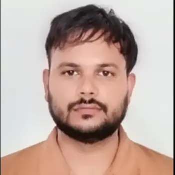 Akash verma Maths Home Tutor in Takrohi Lucknow with 5 Years Experience