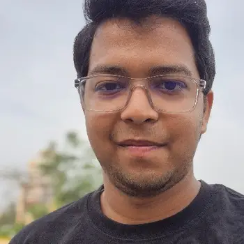 Tushar Gupta Physics Home Tutor in Triveni Nagar Lucknow with 2 Years Experience