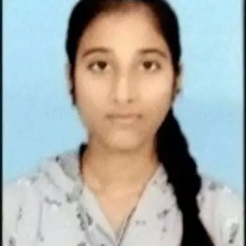 Priya Patel  Tutor From Alambagh Lucknow