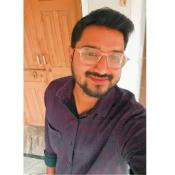priyanshu shukla Tutor From Kamta Lucknow