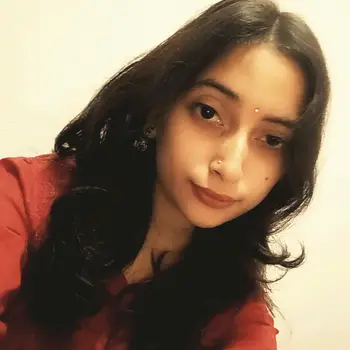 Shruti Tripathi  Tutor From Indira Nagar Lucknow