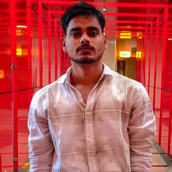Suraj Yadav  Tutor From Alamnagar Lucknow