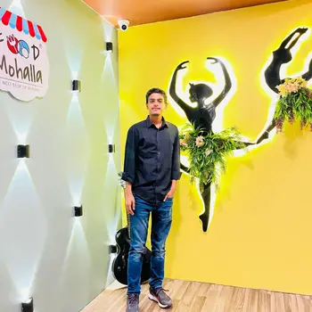 Abhijeet Tiwari  Tutor From Aliganj Lucknow
