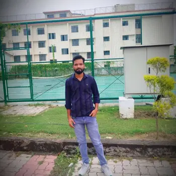 Ankur Yadav Maths Home Tutor in BBD  Lucknow with 4 Years Experience