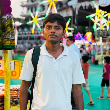 Shubham singh Tutor From Gomti Nagar Lucknow