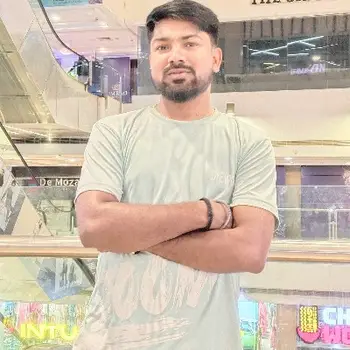 vijay jaiswar Maths Home Tutor in Aliganj Lucknow with 6 Years Experience