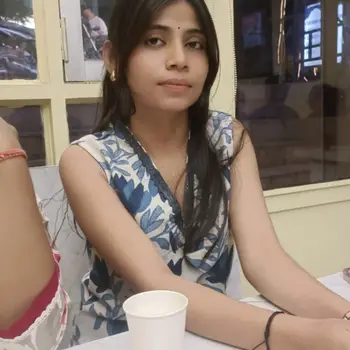 Kajal rajpoot Maths Home Tutor in Jankipuram Lucknow with 2 Years Experience