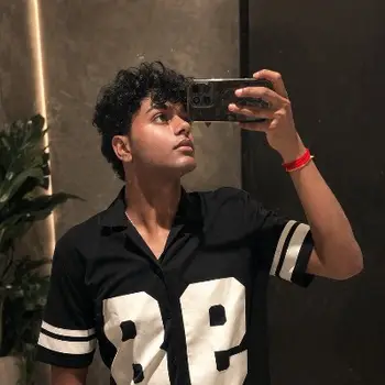 Krishna Goel Maths Home Tutor in Hazratganj Lucknow with 4 Years Experience