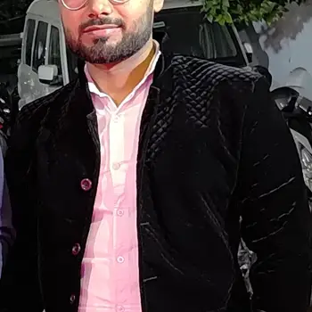 Shubham Tiwari Tutor From Kalyanpur Lucknow