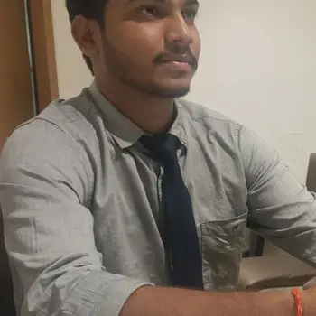 Pradeep Singh Physics Home Tutor in Keshav Nagar Lucknow with 6 Years Experience