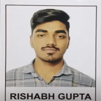 Rishabh Gupta Maths Home Tutor in Lalbagh Lucknow with 2 Years Experience