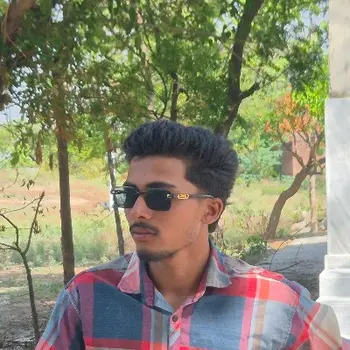 Harshit kumar Maths Home Tutor in Alamnagar Lucknow with 1 Years Experience