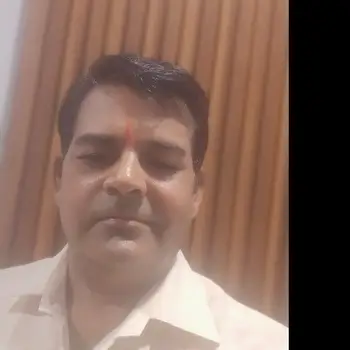 Ramu pandey Physics Home Tutor in Jankipuram Lucknow with 20 Years Experience